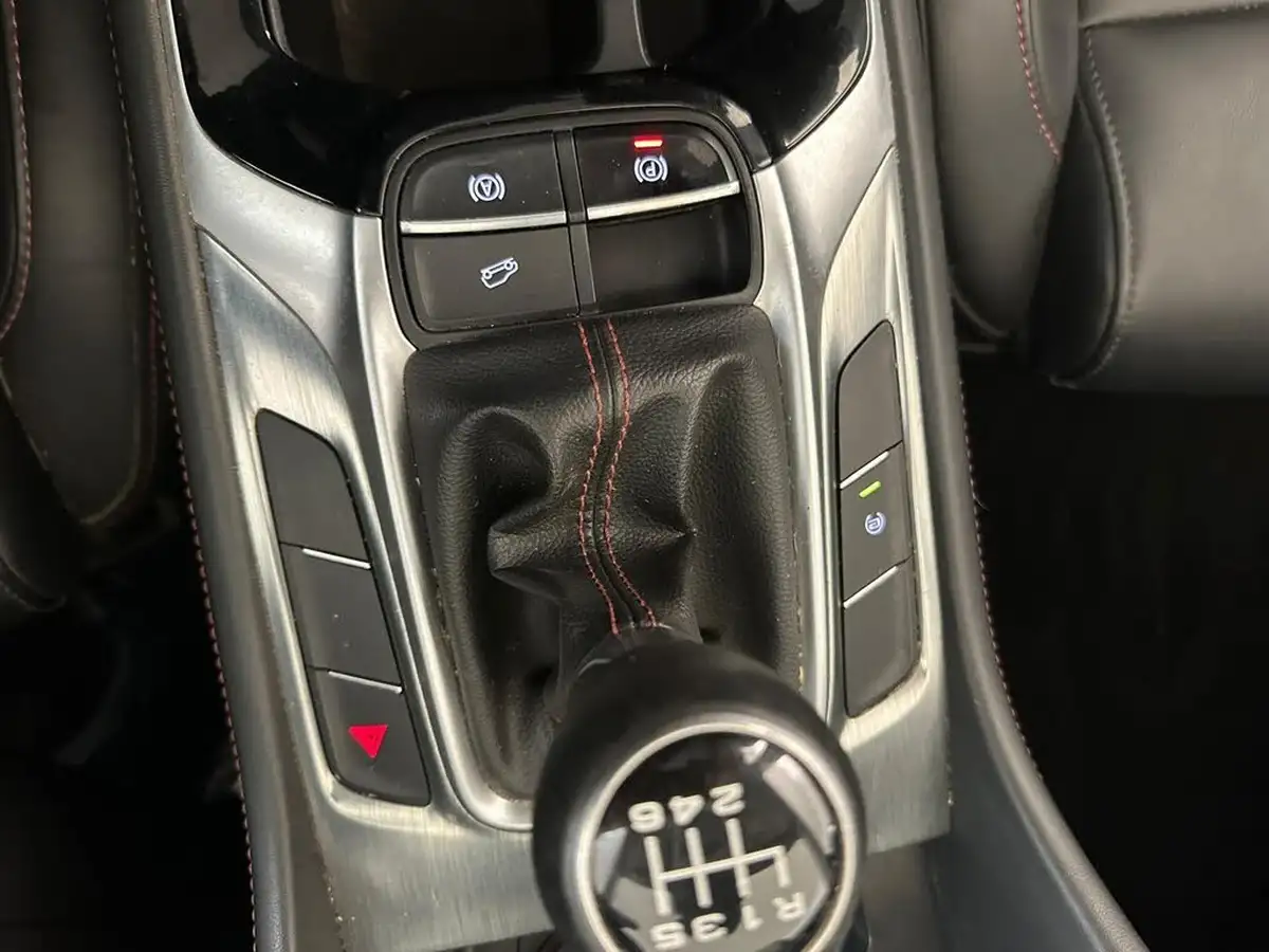 2021-mg-hs-15t-gdi-excite-162ps-big-32
