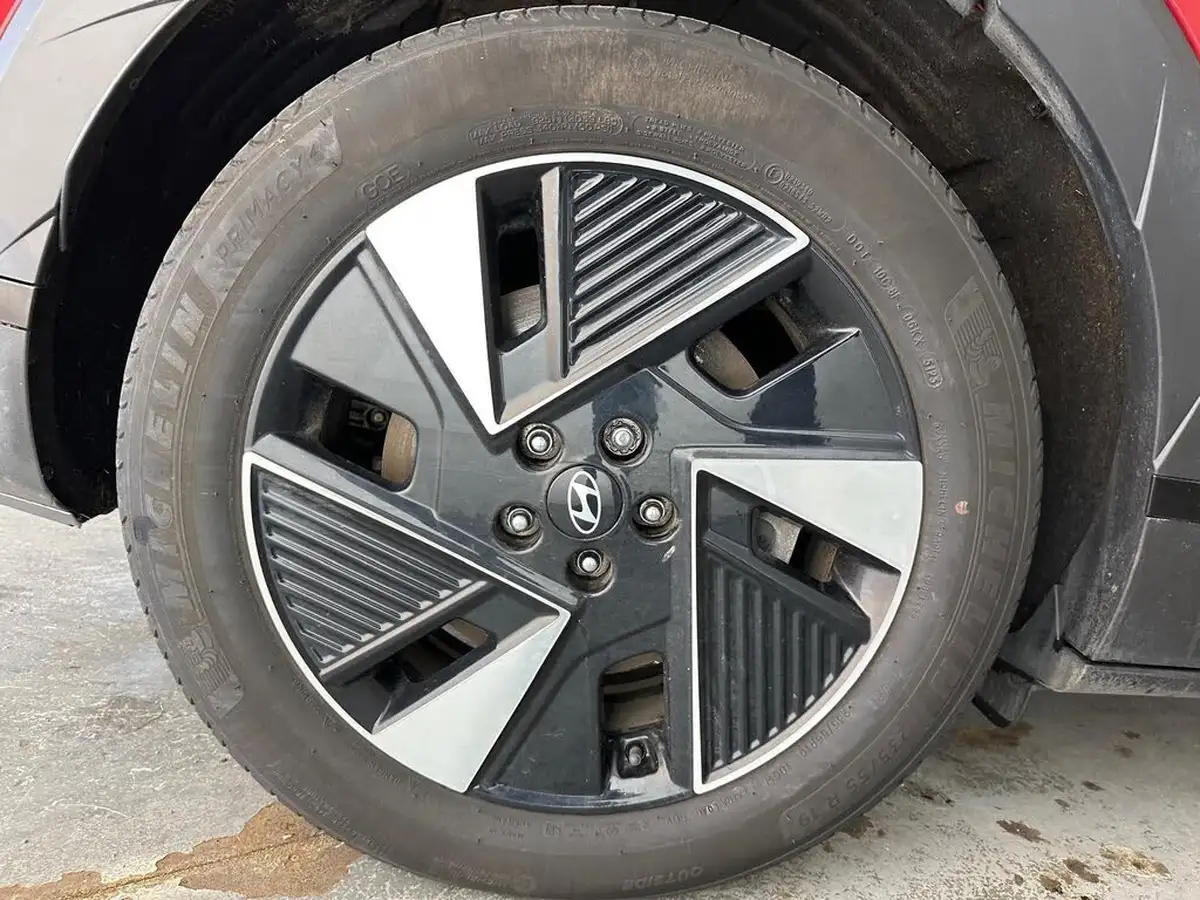 2024-hyundai-ioniq-5-e-premium-228ps-84kwh-rwd-big-35