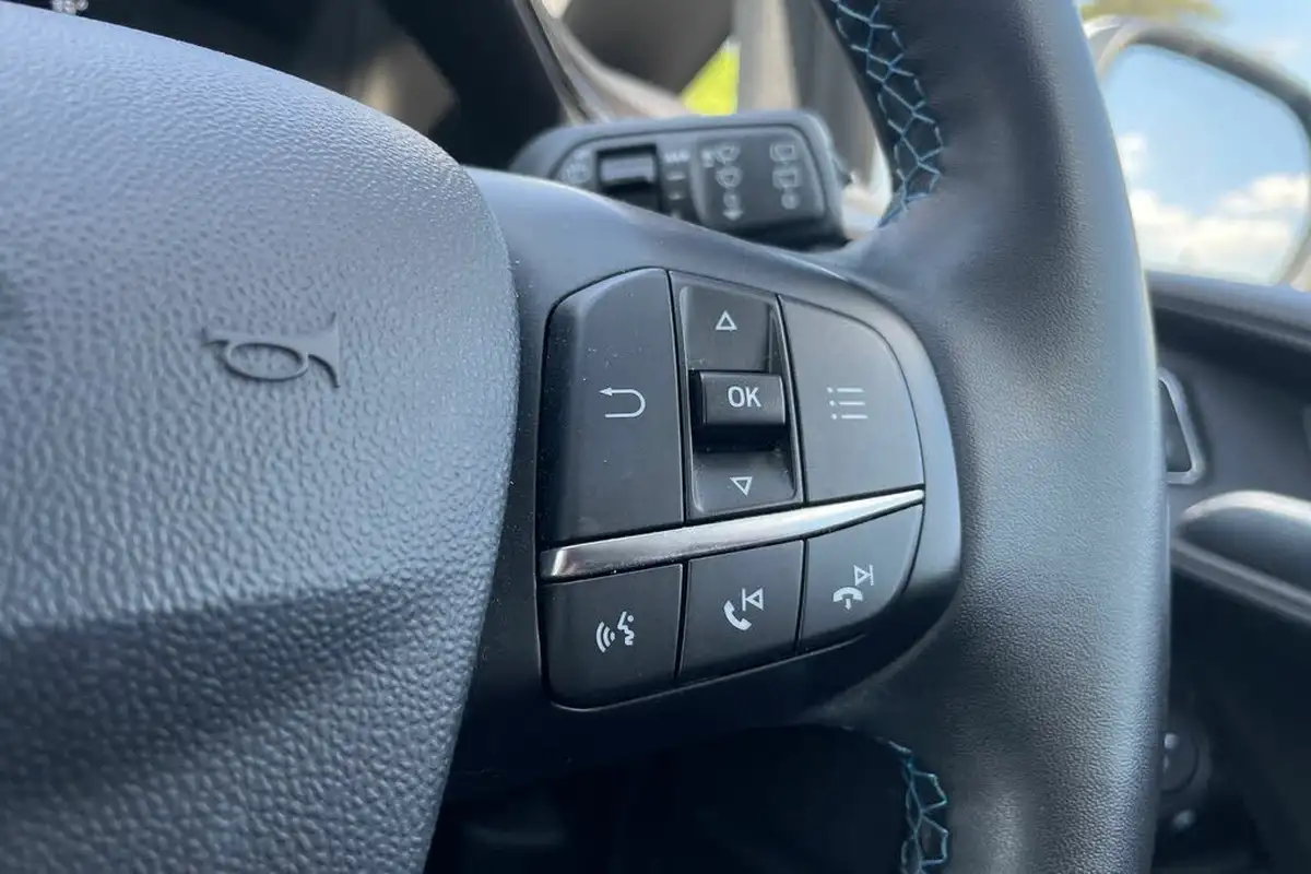 2022-ford-fiesta-10t-active-100ps-big-29