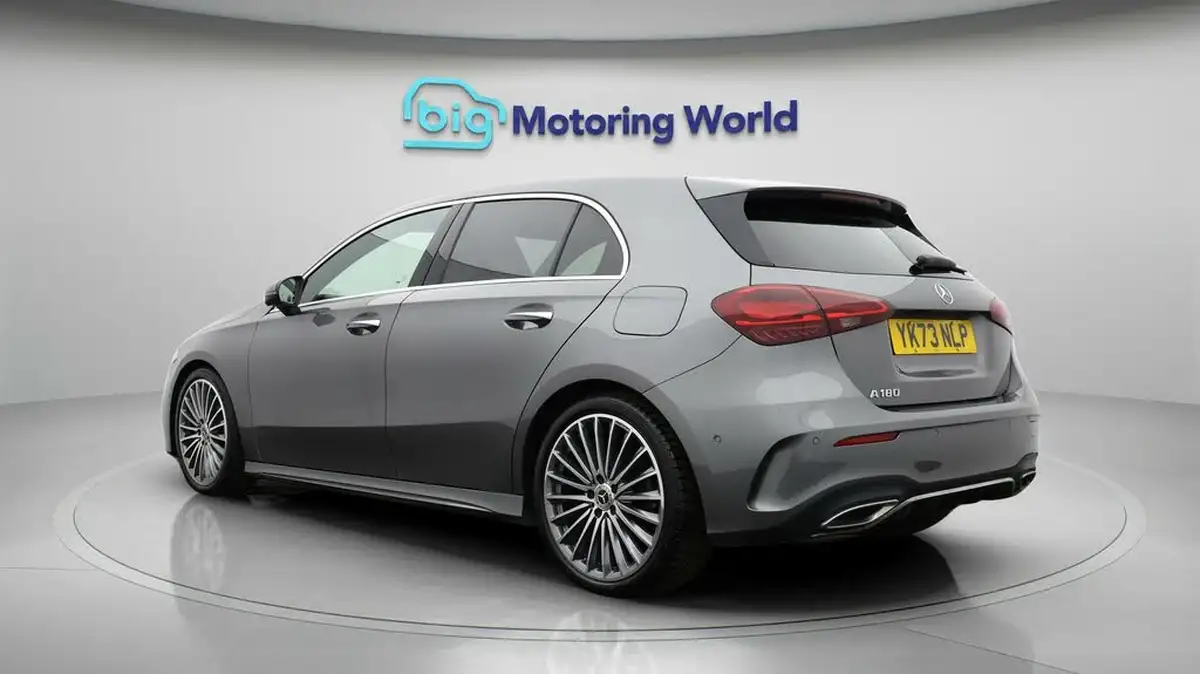 2023-mercedes-benz-a-class-13-a180-amg-line-premium-plus-hatchback-5d-7g-dct-big-5