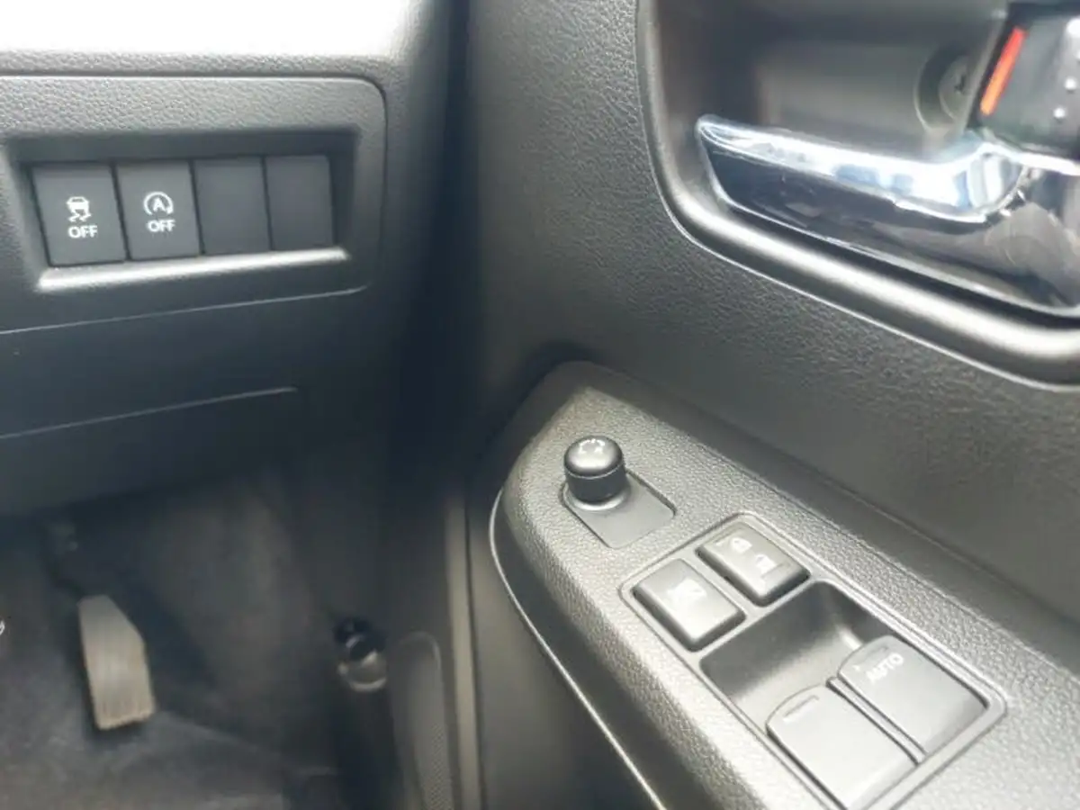 2021-suzuki-ignis-12-dualjet-sz-t-cvt-big-15