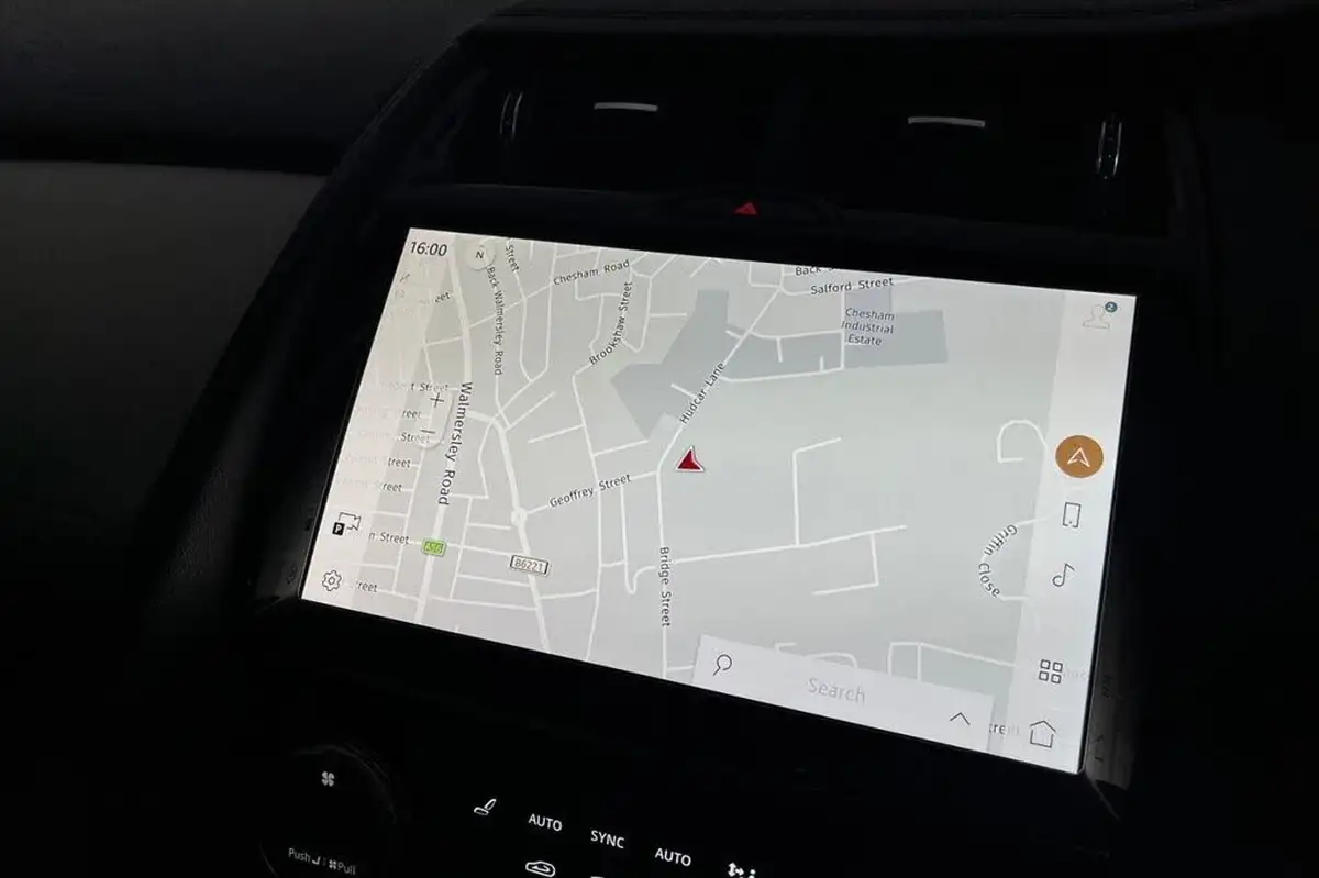 2021-jaguar-e-pace-20-d165-s-awd-mhev-auto-big-16