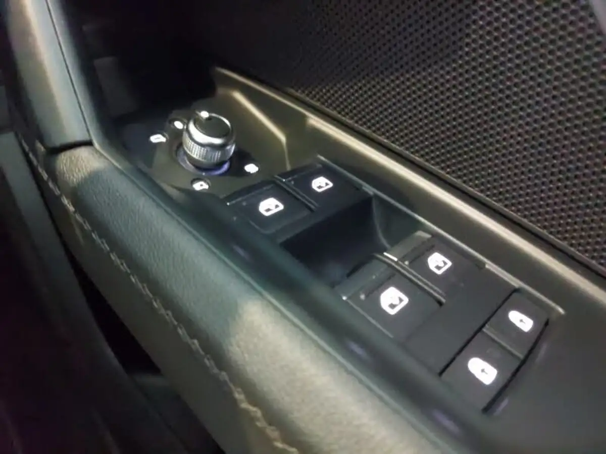 2024-audi-a3-15-35-tfsi-s-line-sportback-5d-tronic-big-18