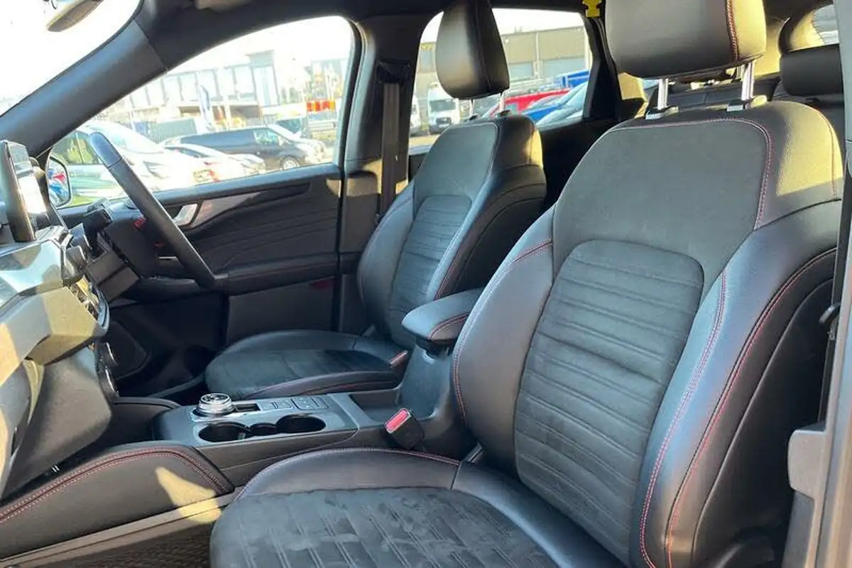2021-ford-kuga-25t-st-line-x-edition-225ps-phev-big-18