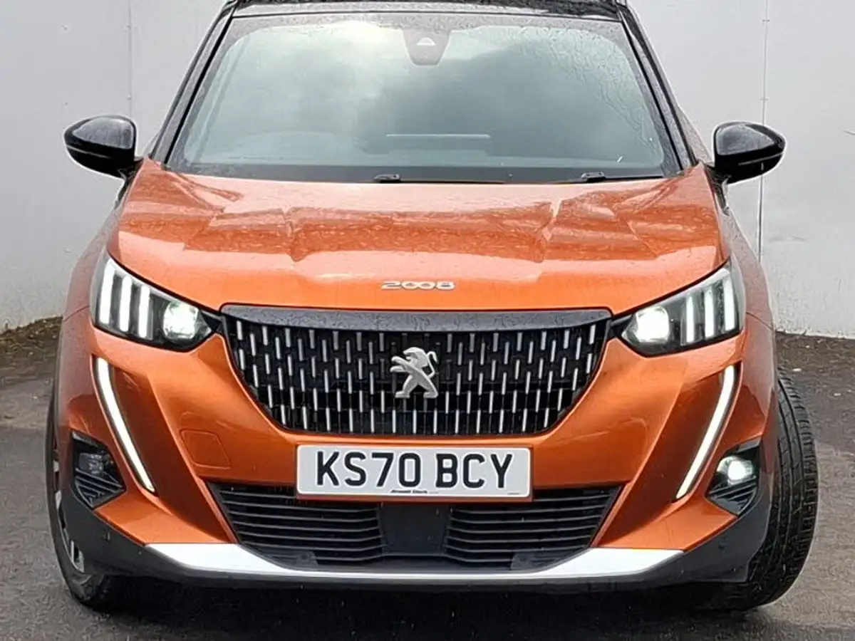 2020-peugeot-2008-suv-12-puretech-gt-line-big-12
