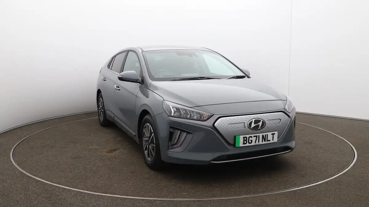 2021-hyundai-ioniq-e-premium-electric-100kw-big-36