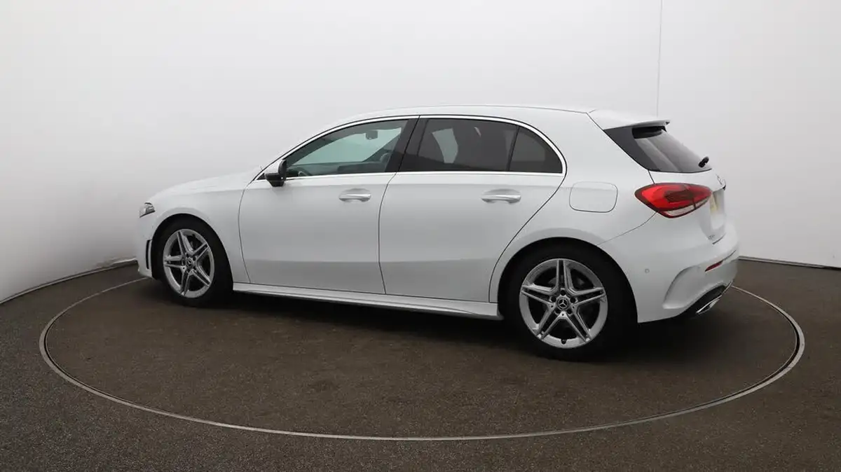 2019-mercedes-benz-a-class-13-a200-amg-line-premium-hatchback-5d-big-38