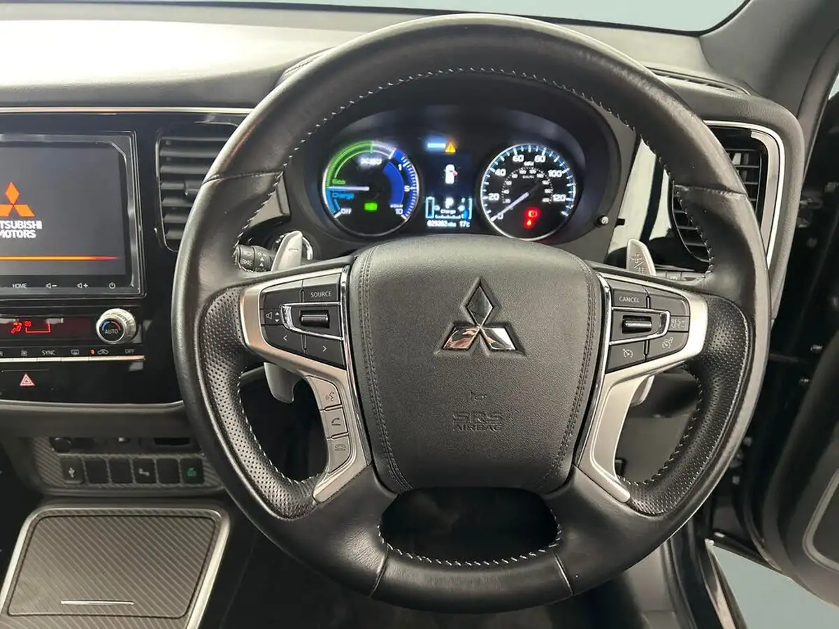 2021-mitsubishi-outlander-24-dynamic-phev-big-24