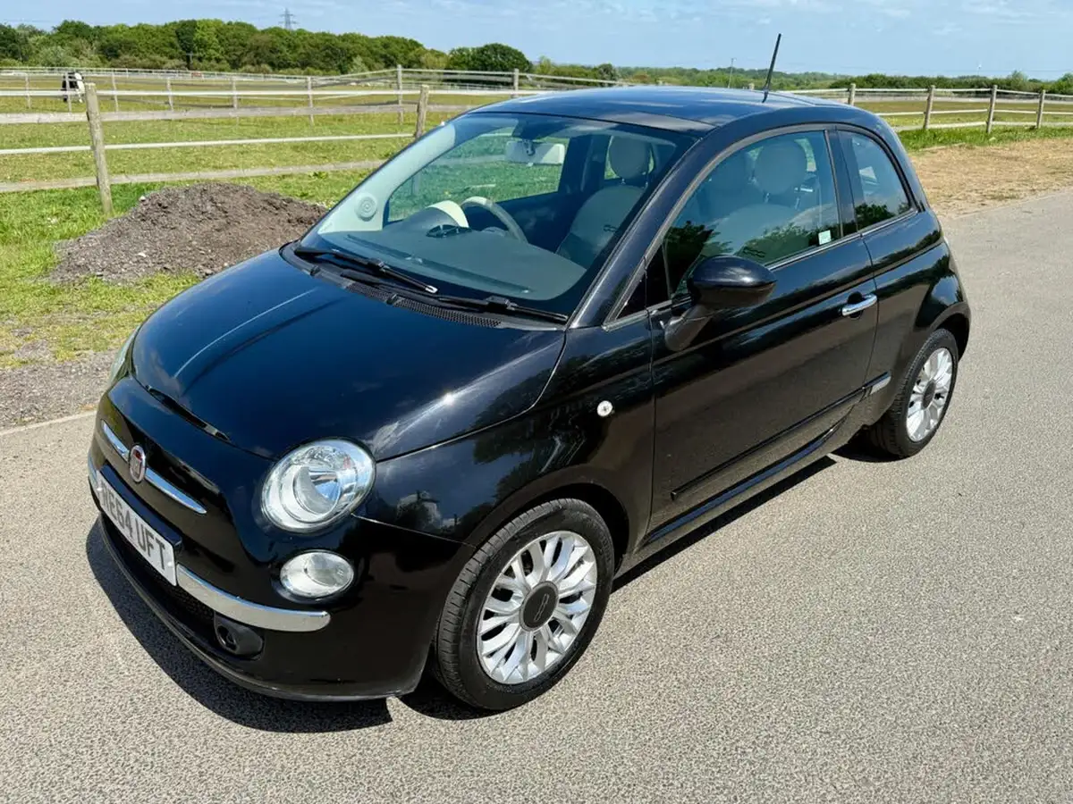 2014-fiat-500-09-lounge-105bhp-ss-big-2
