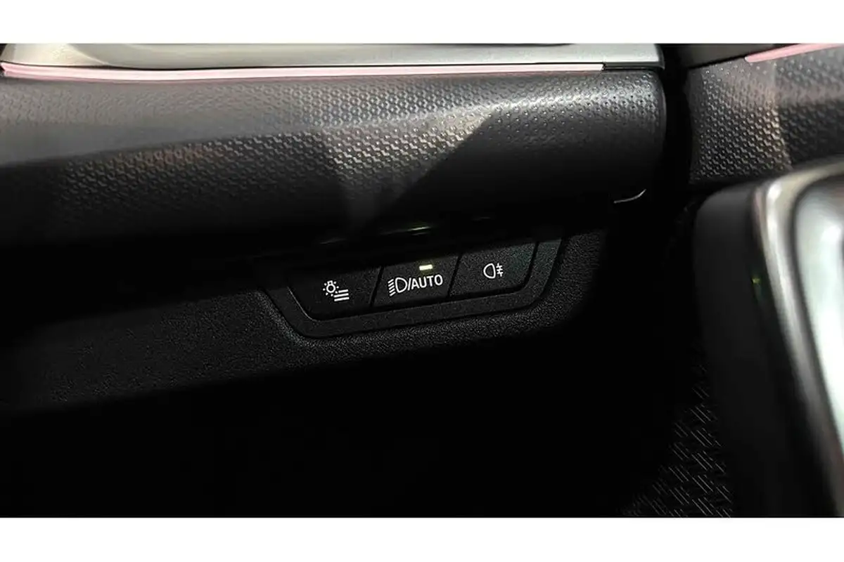 2024-bmw-ix1-e-edrive20-m-sport-big-37