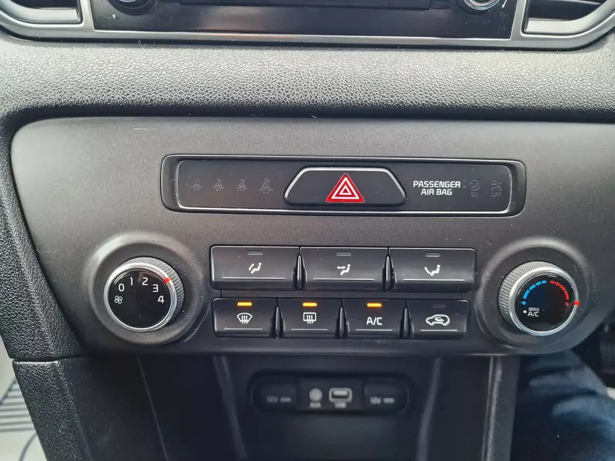 2016-kia-sportage-17crdi-1-big-17