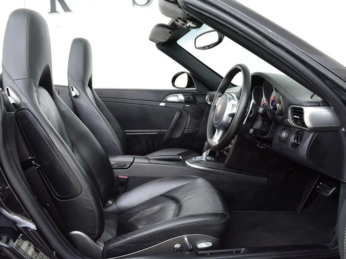 2010-porsche-911-38-carrera-4-s-cabriolet-pdk-big-8