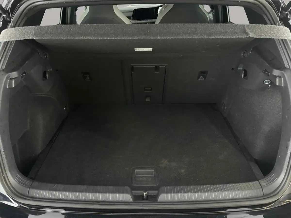 2022-volkswagen-golf-20tdi-gtd-big-45