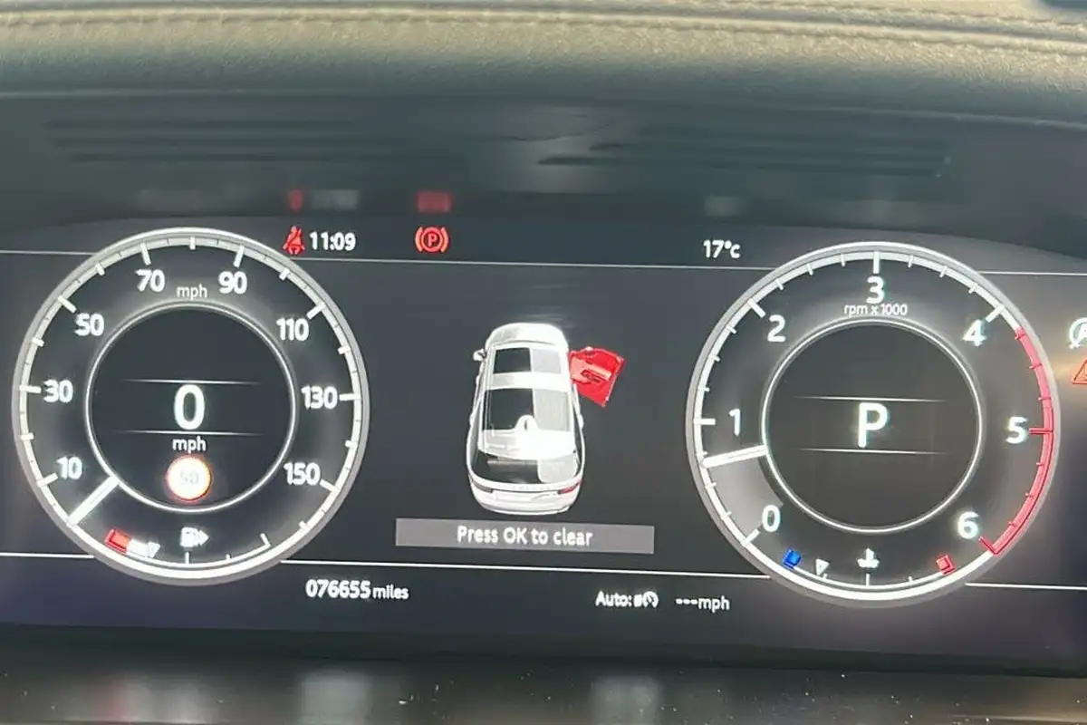 2019-land-rover-discovery-30-sd6-commercial-hse-big-19