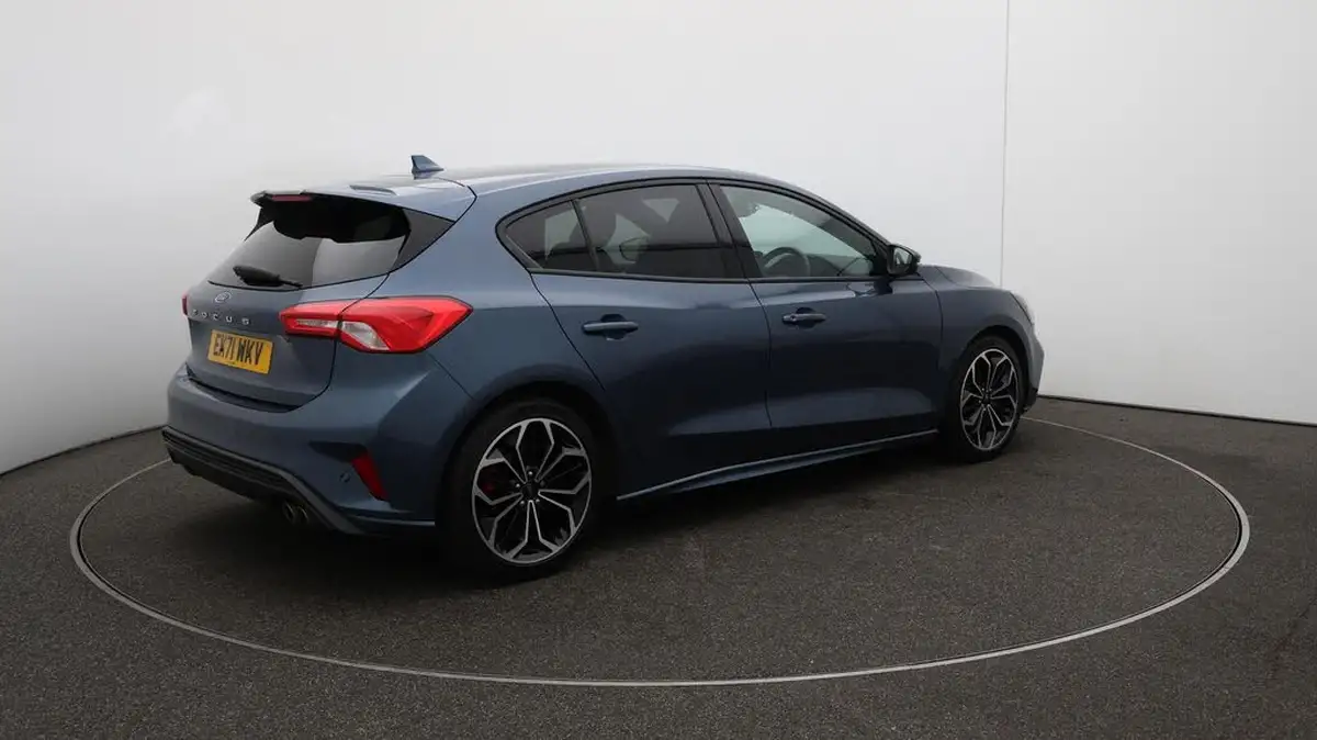 2020-ford-focus-15-st-line-x-hatchback-big-53