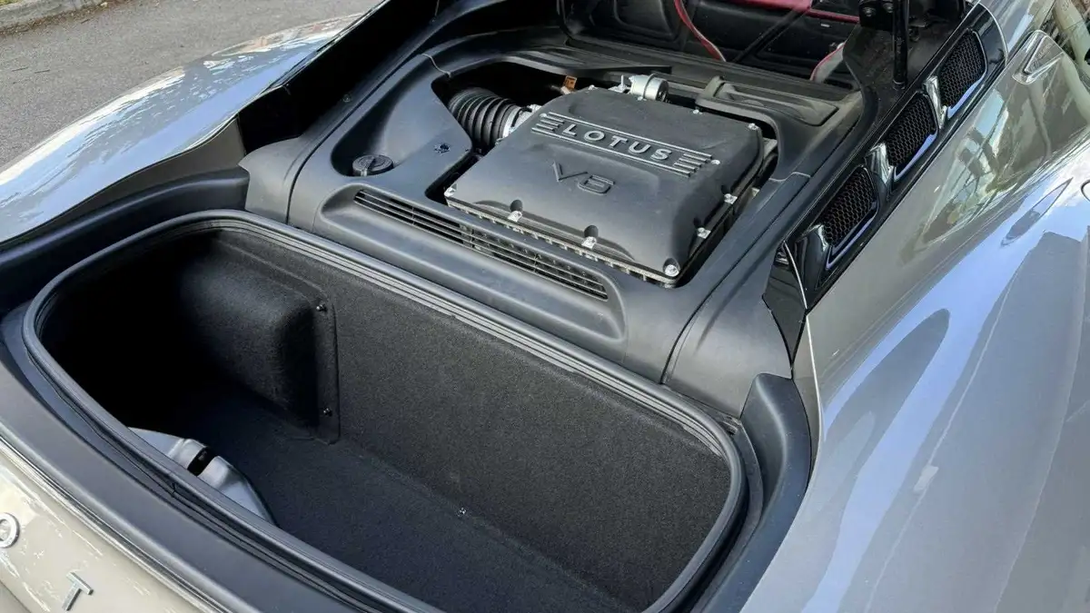 2023-lotus-emira-35-first-edition-v6-big-21