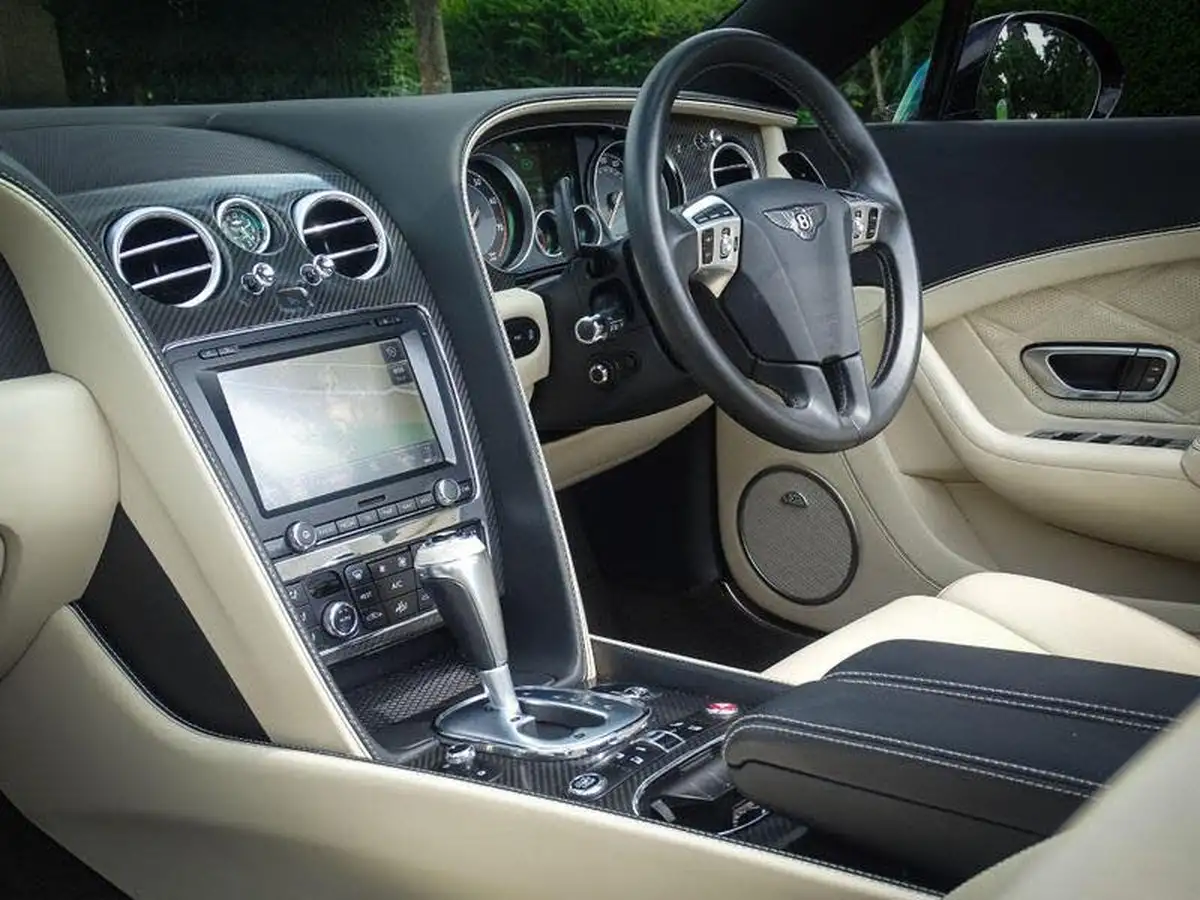 2014-bentley-continental-40-gtc-v8-big-14