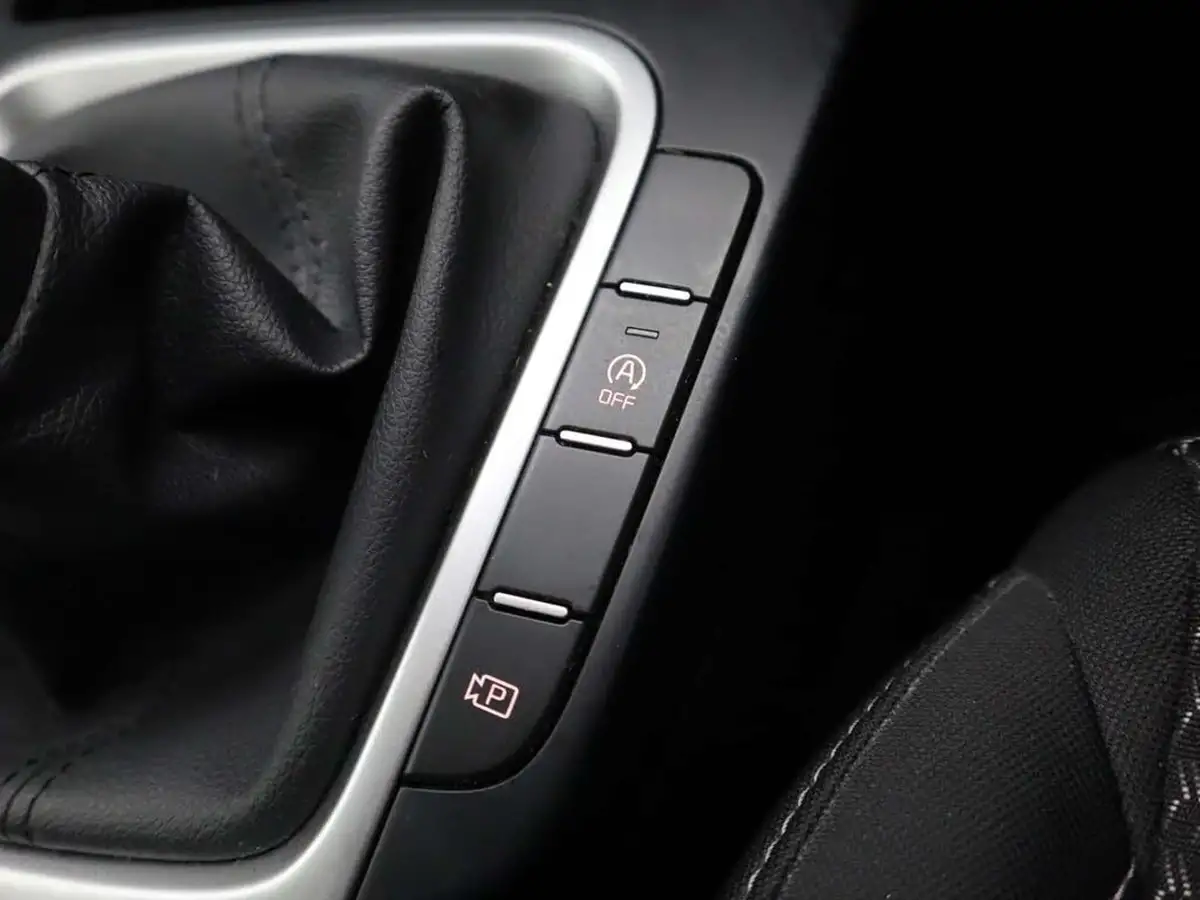 2022-kia-ceed-10-t-gdi-2-sportswagon-big-17