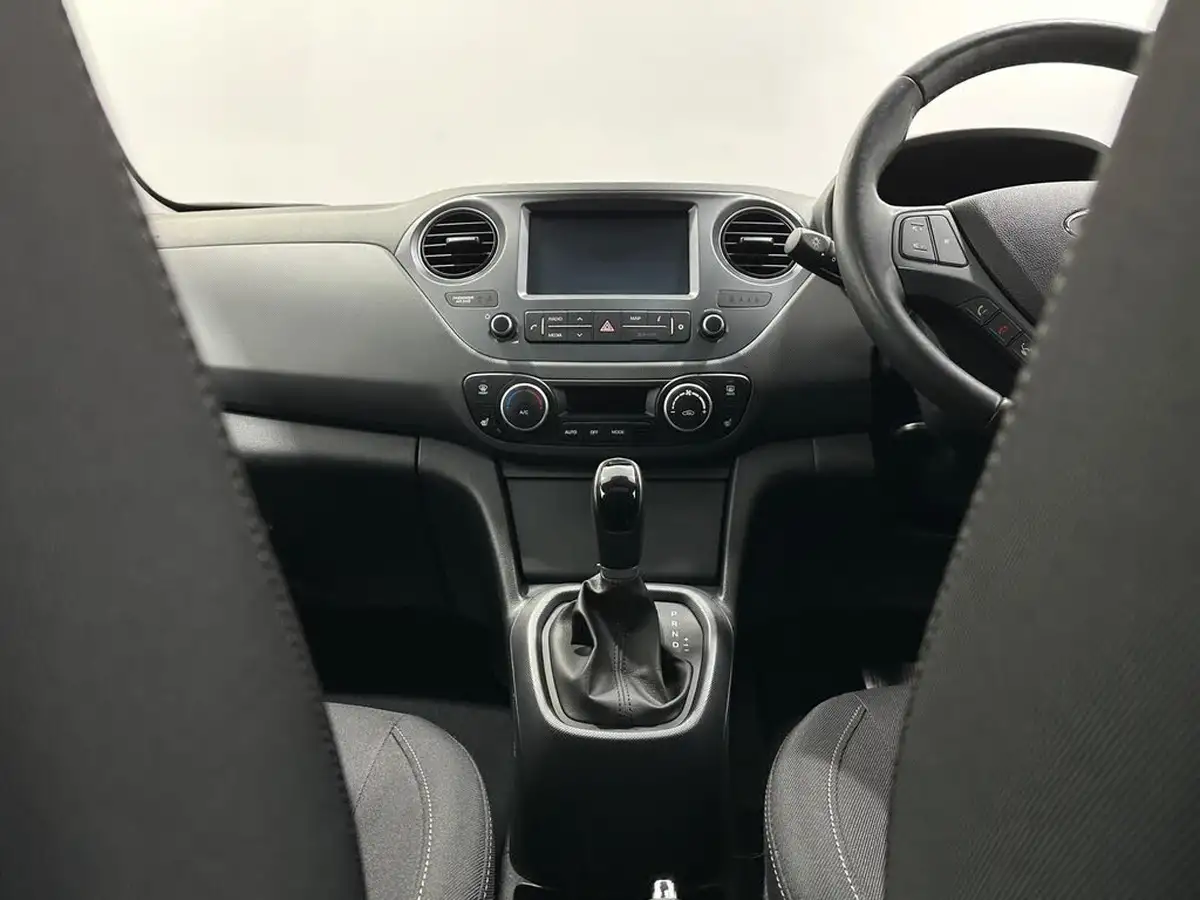 2018-hyundai-i10-12-premium-se-auto-big-17