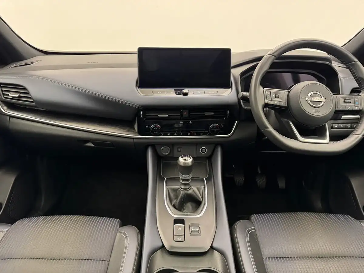 2023-nissan-qashqai-13-dig-t-tekna-140ps-mild-hybrid-big-1