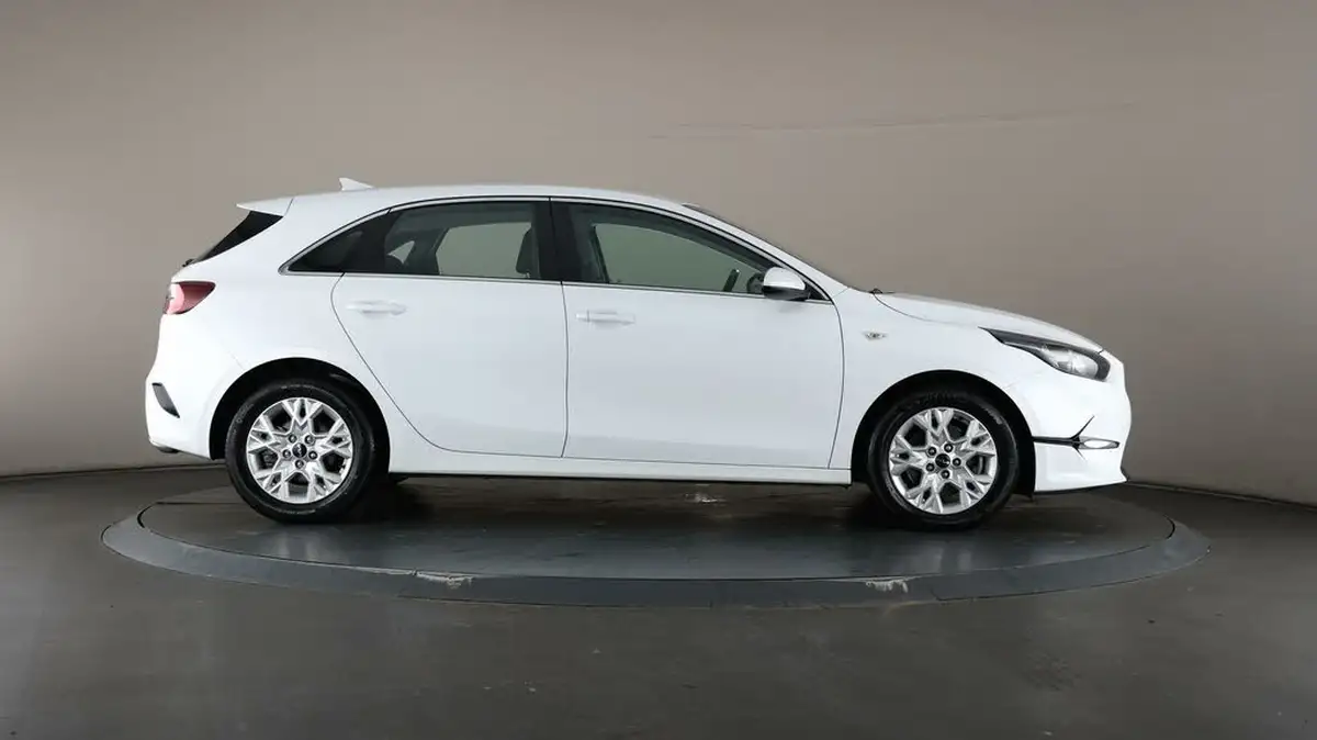 2021-kia-ceed-10-t-gdi-2-hatchback-big-59