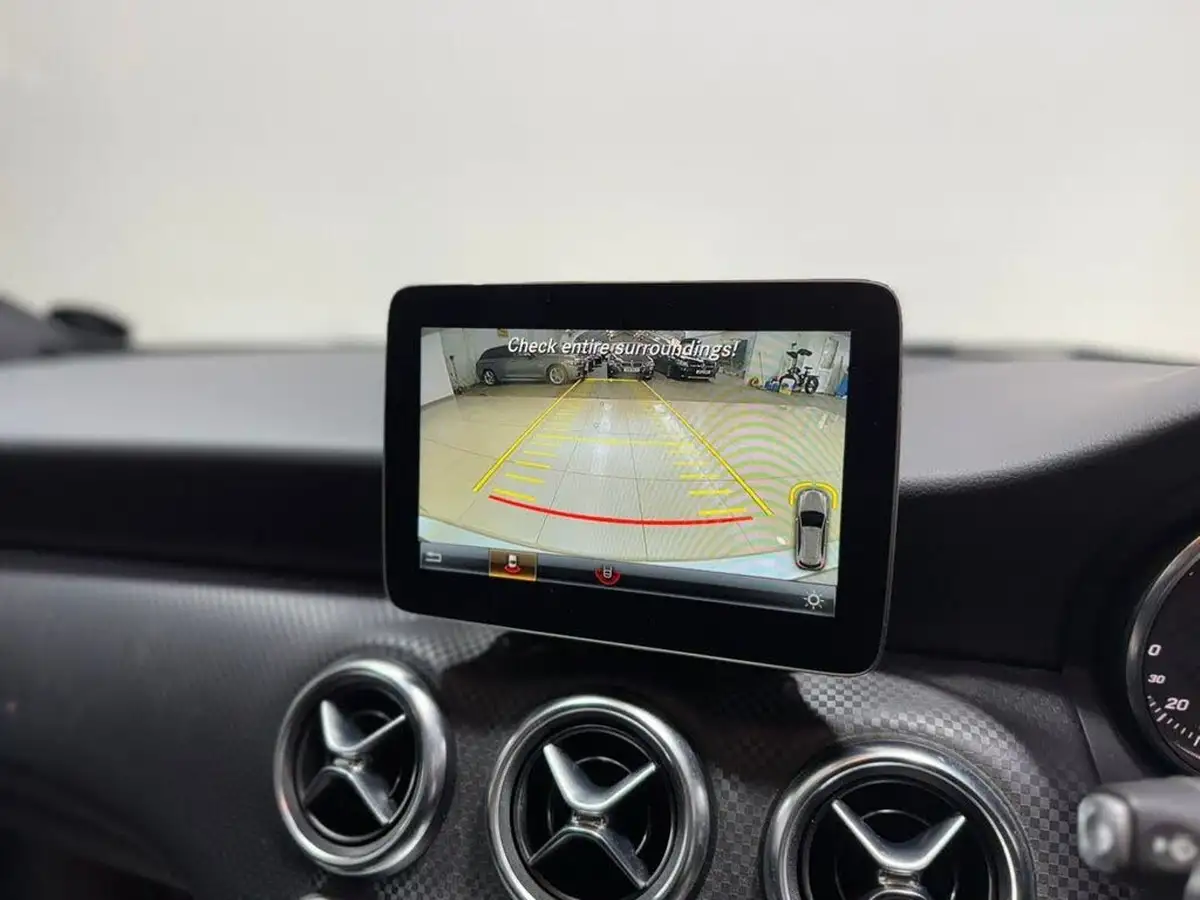 2016-mercedes-benz-a-class-15d-a180d-sport-premiumss-7g-dct-big-20