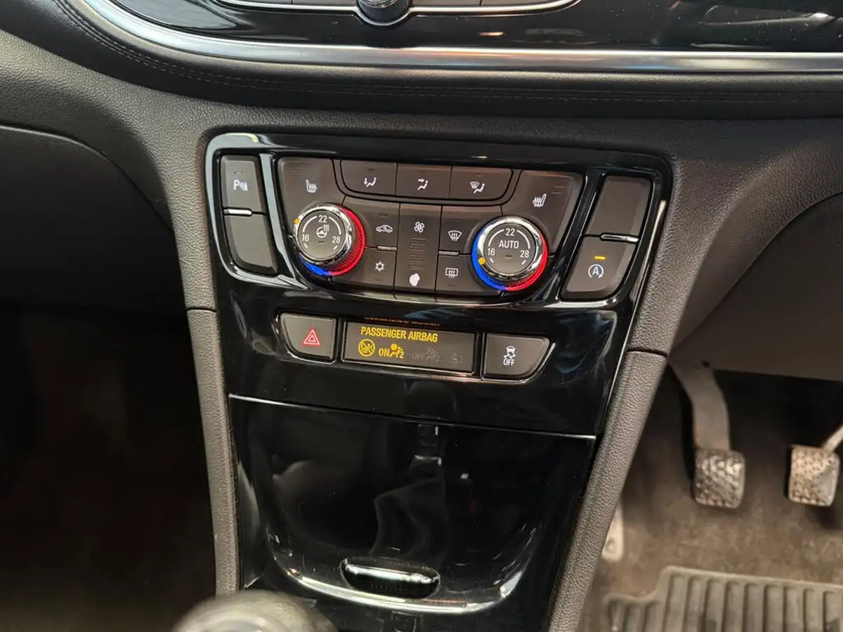 2017-vauxhall-mokka-x-14i-16v-turbo-elite-nav-140ps-ssecotec-1364cc-big-25