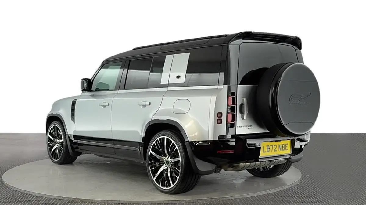 2022-land-rover-110-defender-20-p400e-x-dynamic-s-big-5