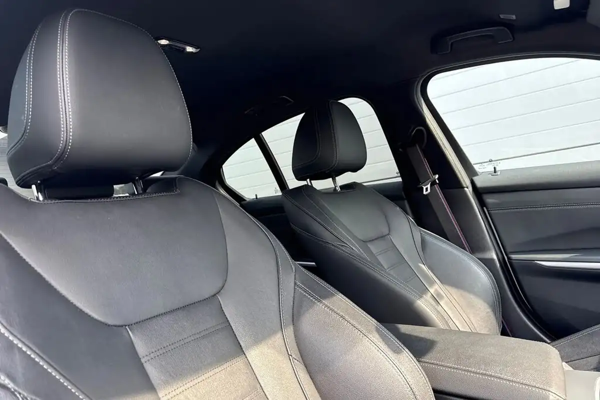 2022-bmw-3-series-20-320i-xdrive-m-sport-big-22