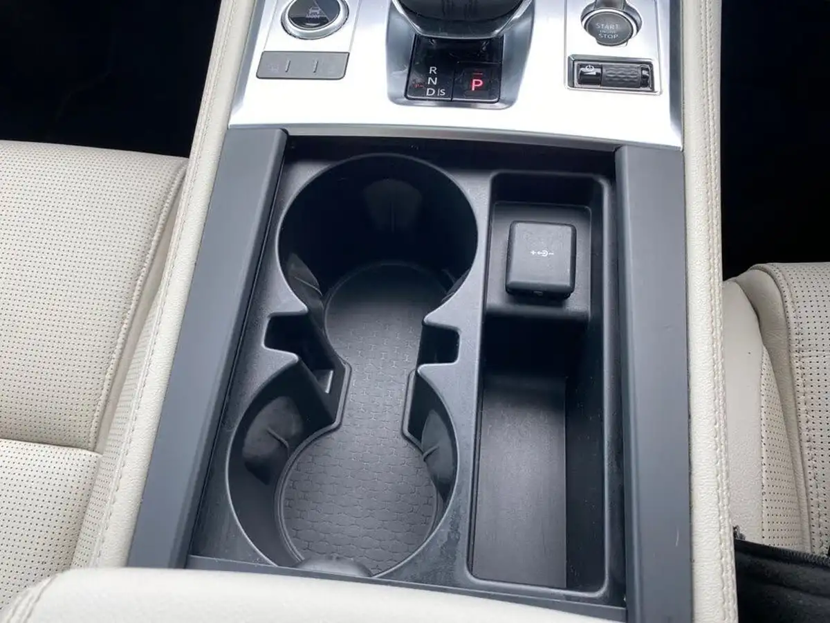 2022-jaguar-f-pace-20-d200-r-dynamic-black-big-36