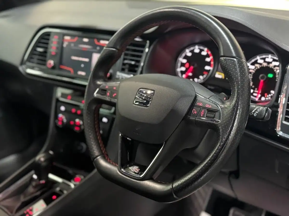 2017-seat-ateca-20-tsi-fr-big-11
