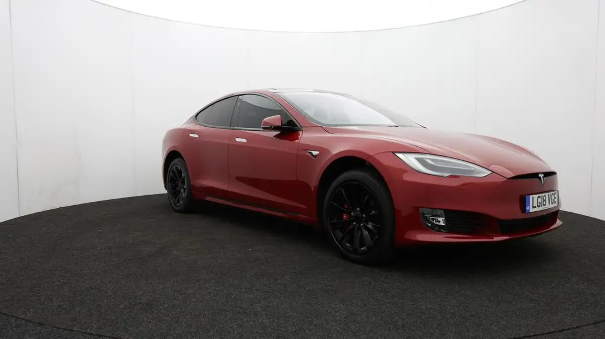 2018-tesla-model-s-e-100d-big-37