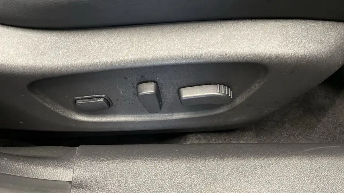 2019-nissan-x-trail-17dci-tekna-5-seat-big-23