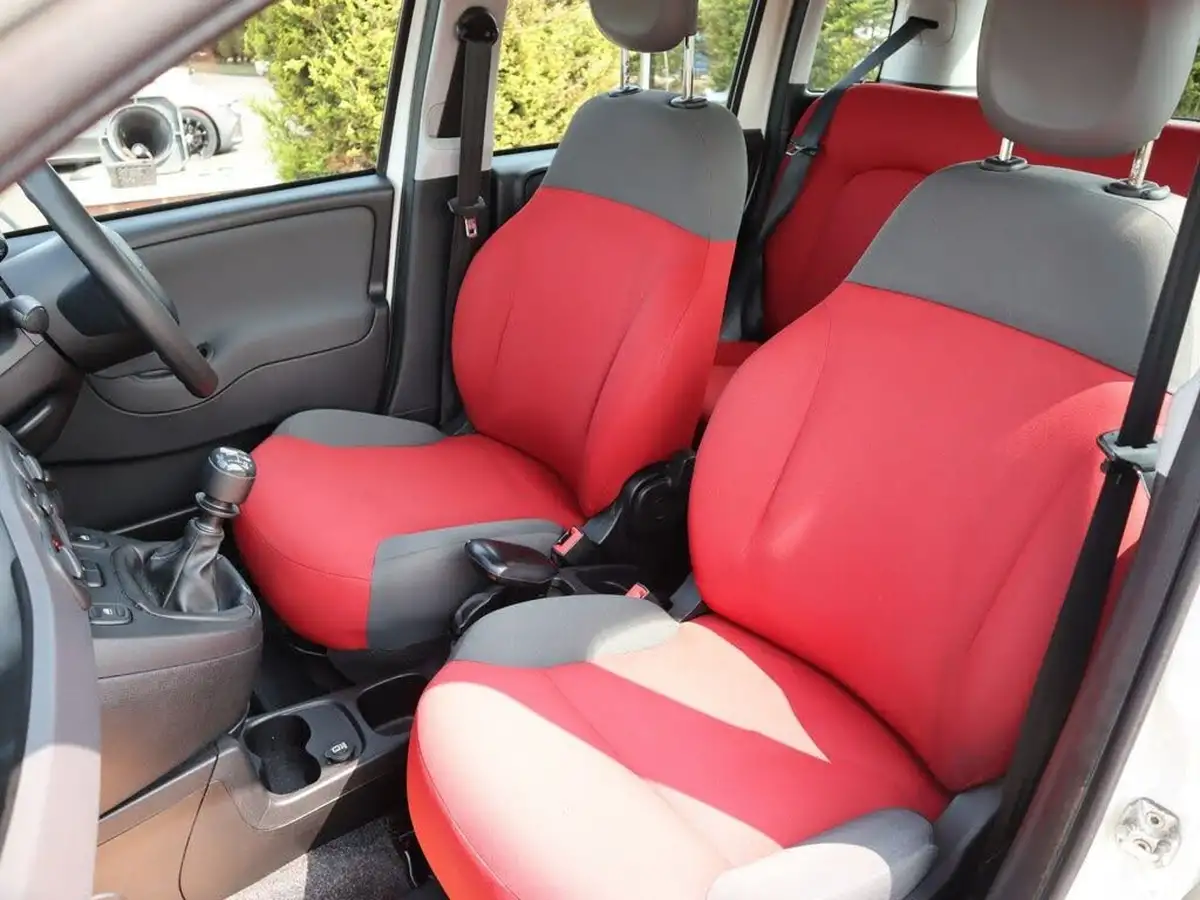 2013-fiat-panda-12-pop-big-26