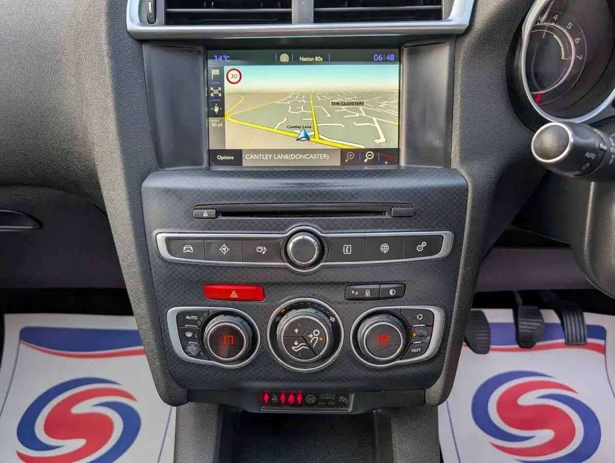 2017-ds-ds-4-16bluehdi-crossback-big-20