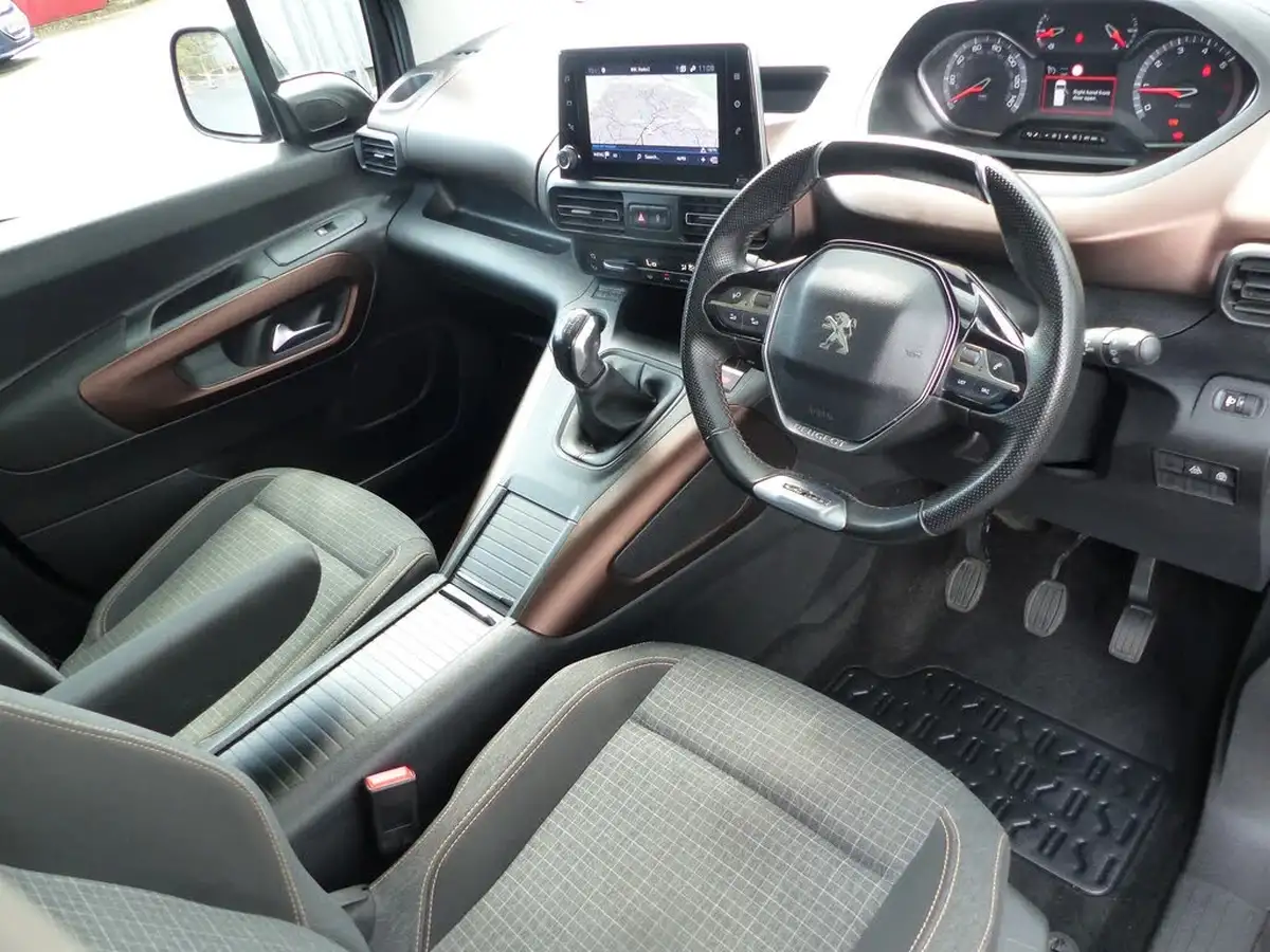 2020-peugeot-rifter-15-bluehdi-gt-line-100bhp-standardss-big-4