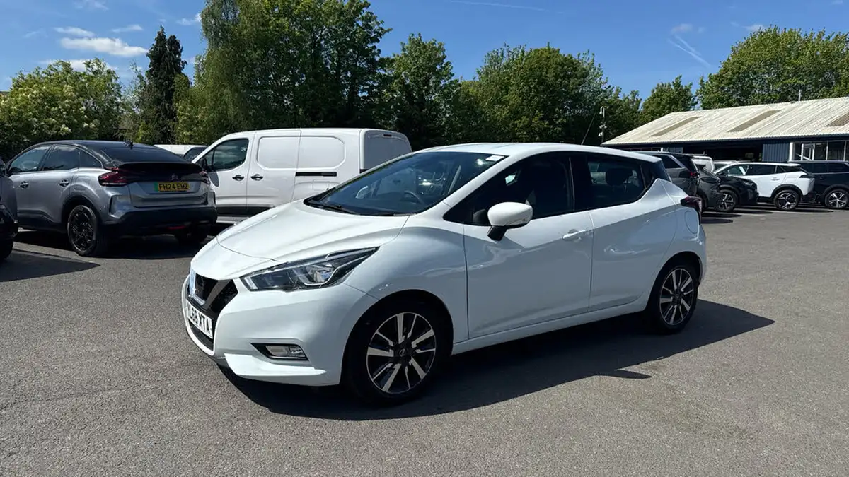 2018-nissan-micra-09-ig-t-acenta-big-6