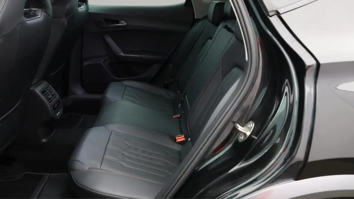 2022-cupra-formentor-15-tsi-v2-dsg-big-25