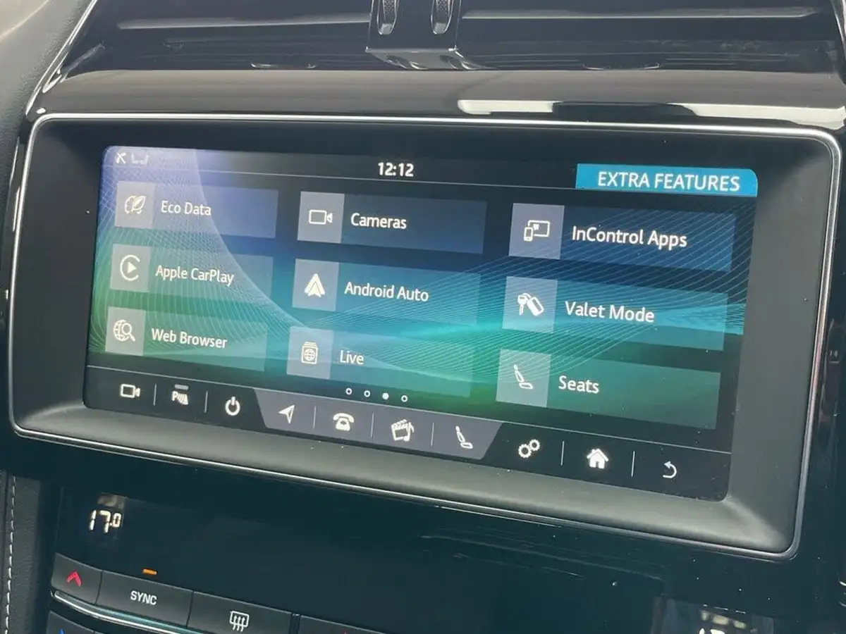 2019-jaguar-f-pace-20-i4d-r-sport-180ps-ss-auto-big-41