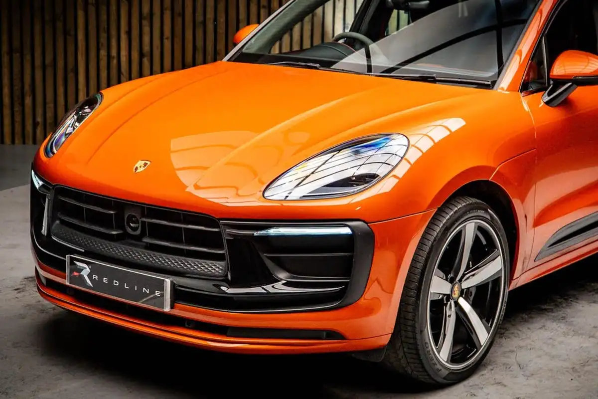 2023-porsche-macan-20-big-14