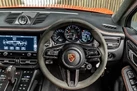 2023-porsche-macan-20-small-25