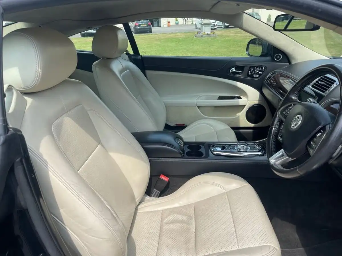 2012-jaguar-xk-50-portfolio-coupe-auto-big-23