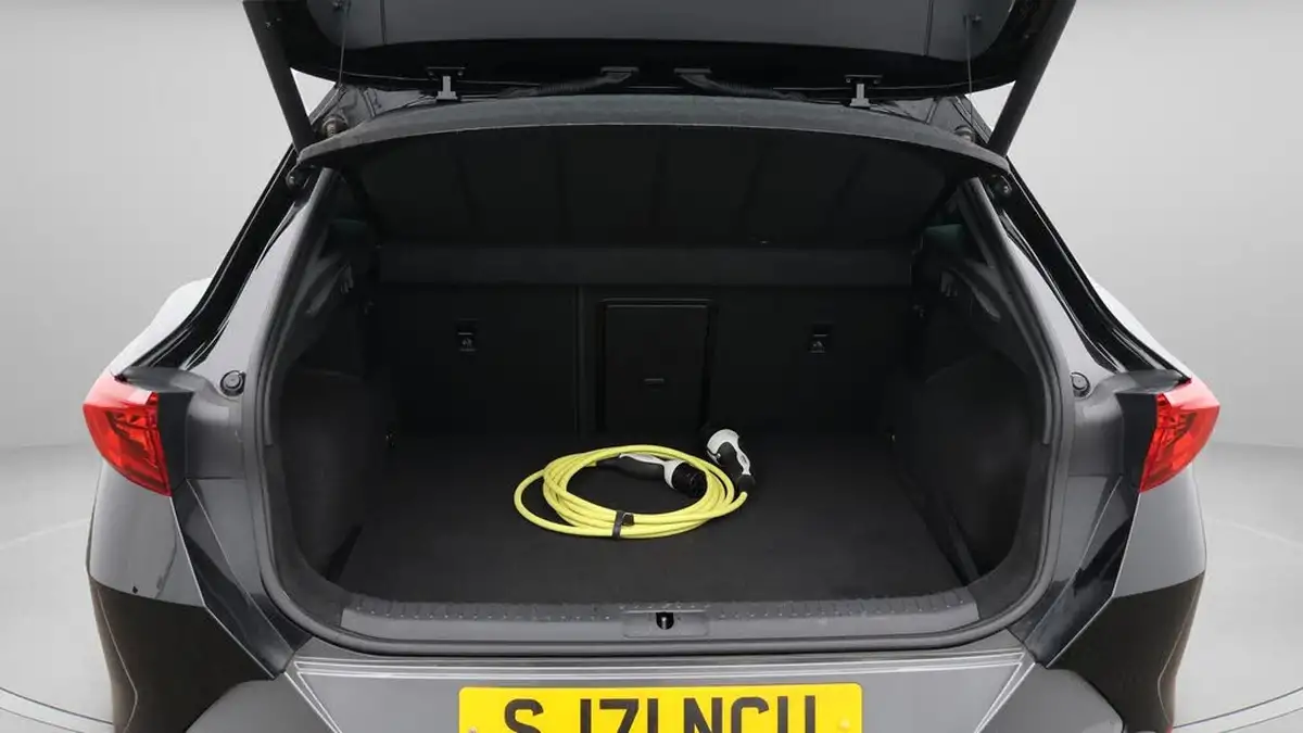 2021-cupra-formentor-14-e-hybrid-vz1-big-17