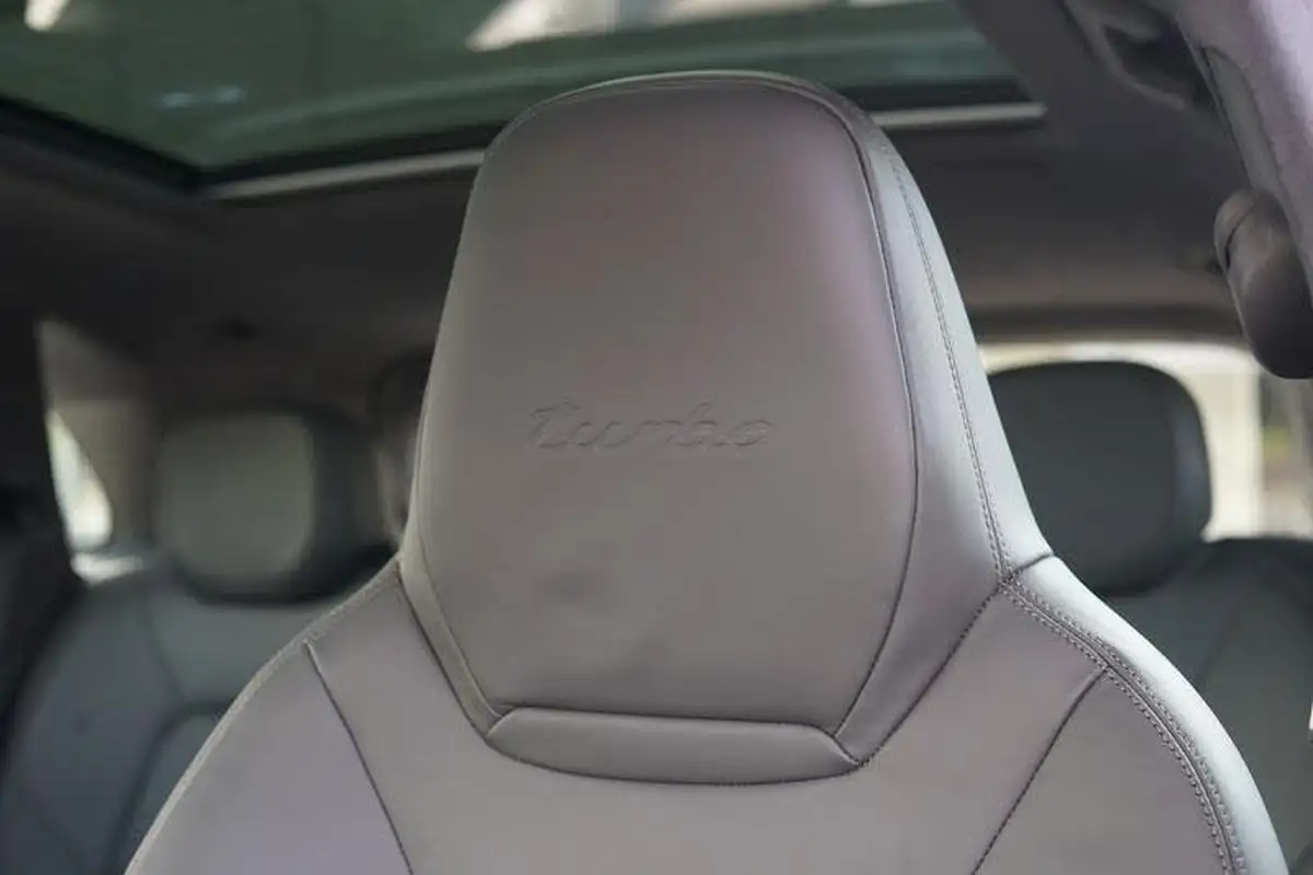 2019-porsche-cayenne-40-v8-turbo-coupe-big-25