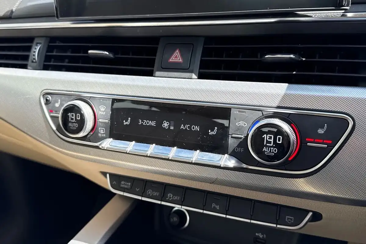 2023-audi-a5-20-35-tfsi-sportback-5d-big-21