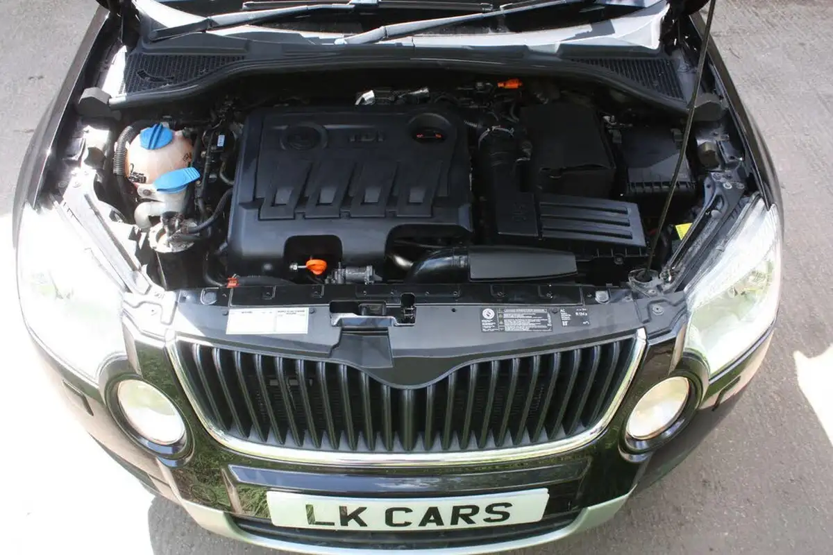 2012-skoda-yeti-20td-se-112ps-big-18