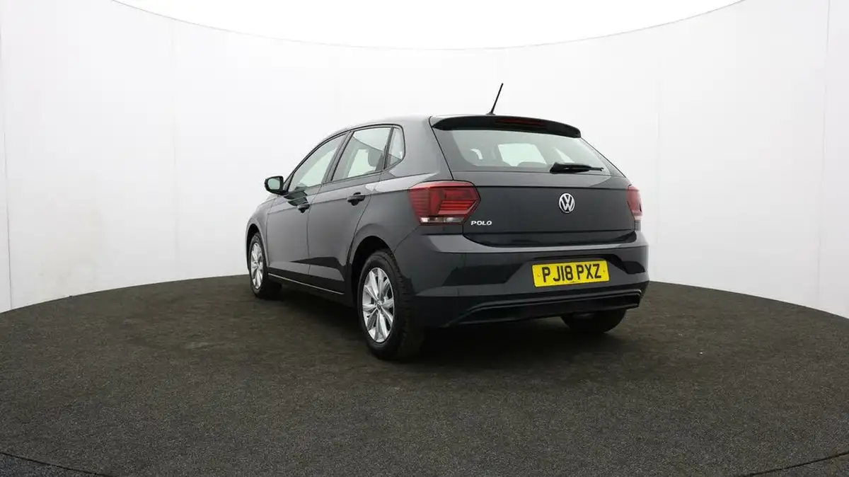 2018-volkswagen-polo-10-se-65ps-big-79