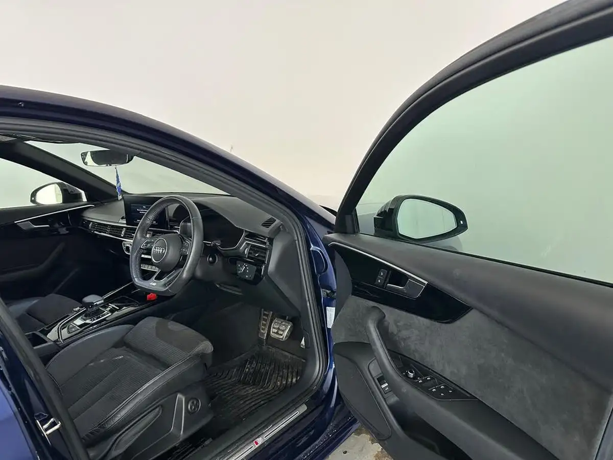 2020-audi-a4-20-35-tdi-black-edition-big-11