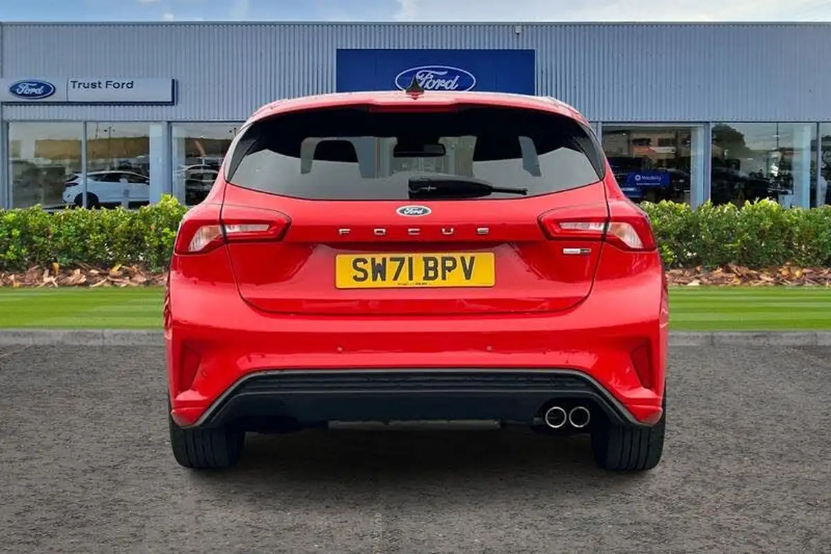 2021-ford-focus-10t-st-line-edition-125ps-hatchback-big-6