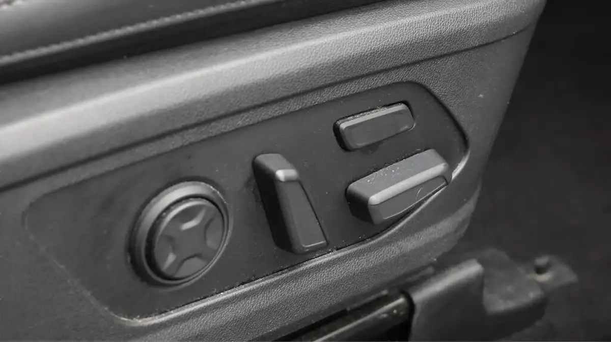 2021-kia-sorento-16-t-gdi-4-226bhp-hev-big-24